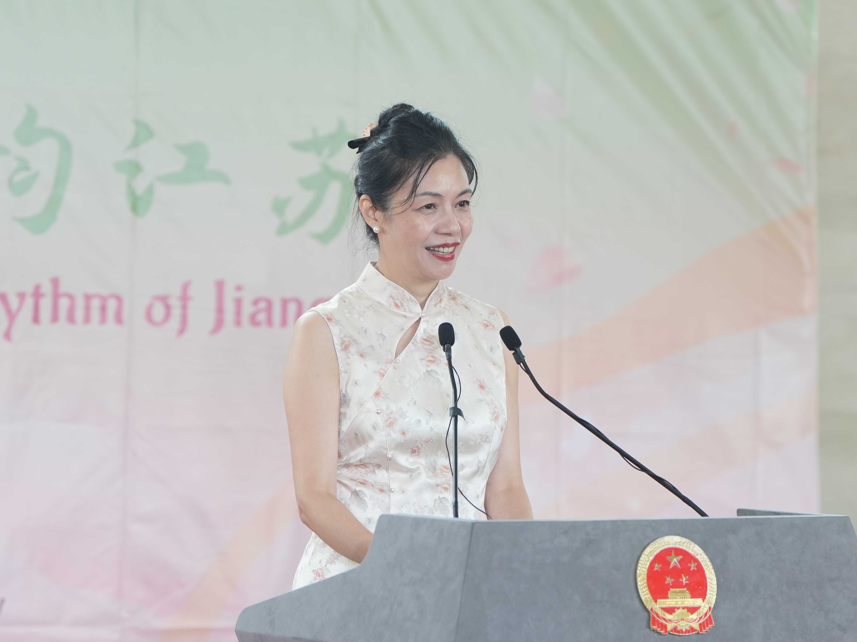 旗袍秀全文1.jpg