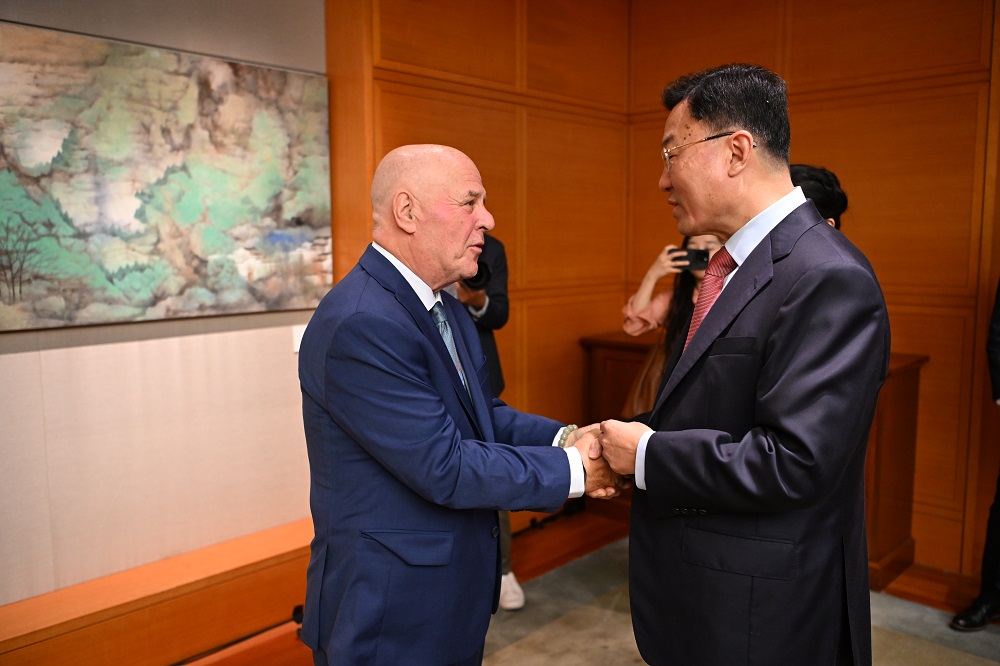 微信图片_20260930215720_34_337.jpg