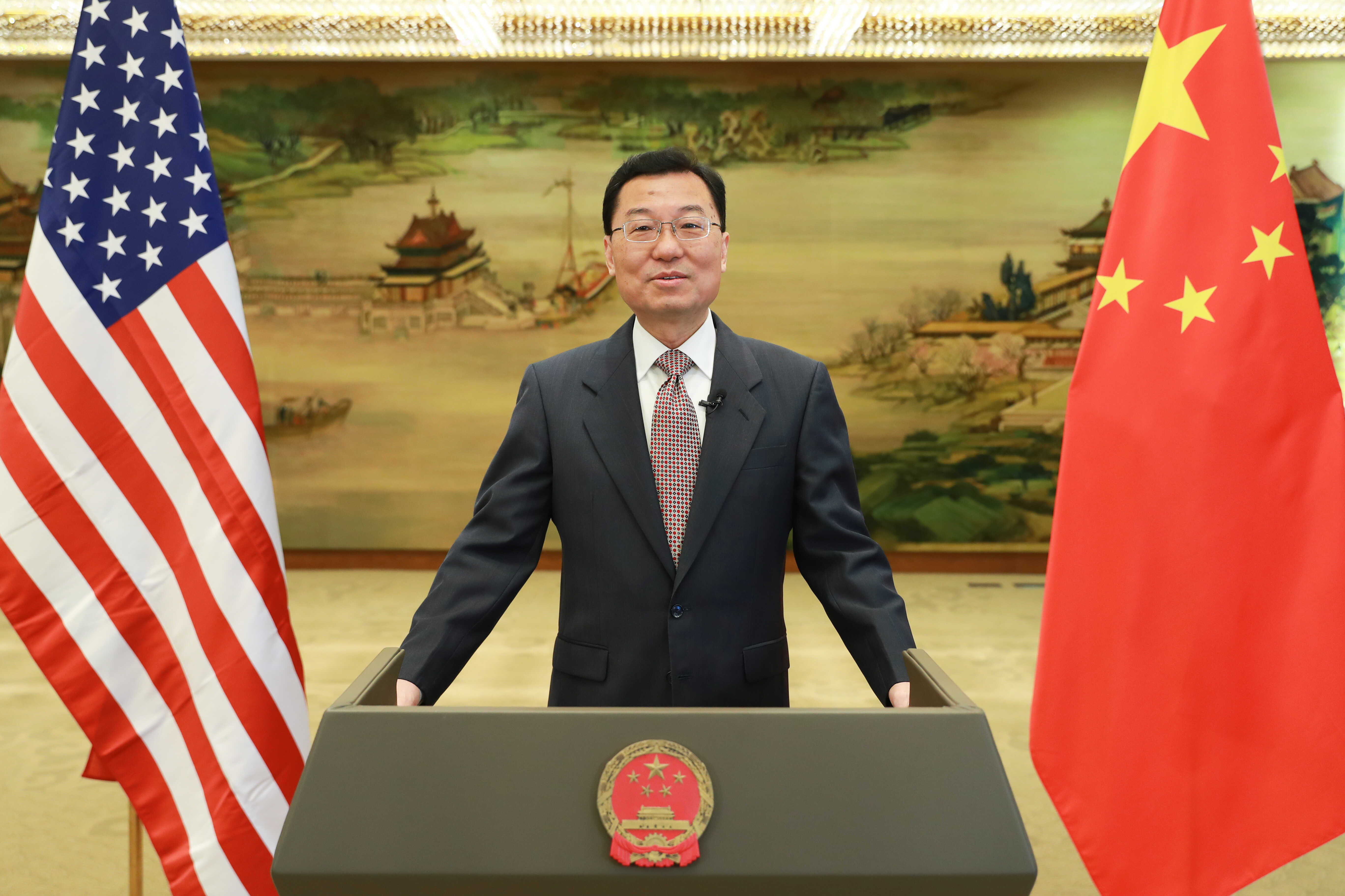 Ambassador Xie Feng delivered a keynote speech at the 2025 Kuliang ...